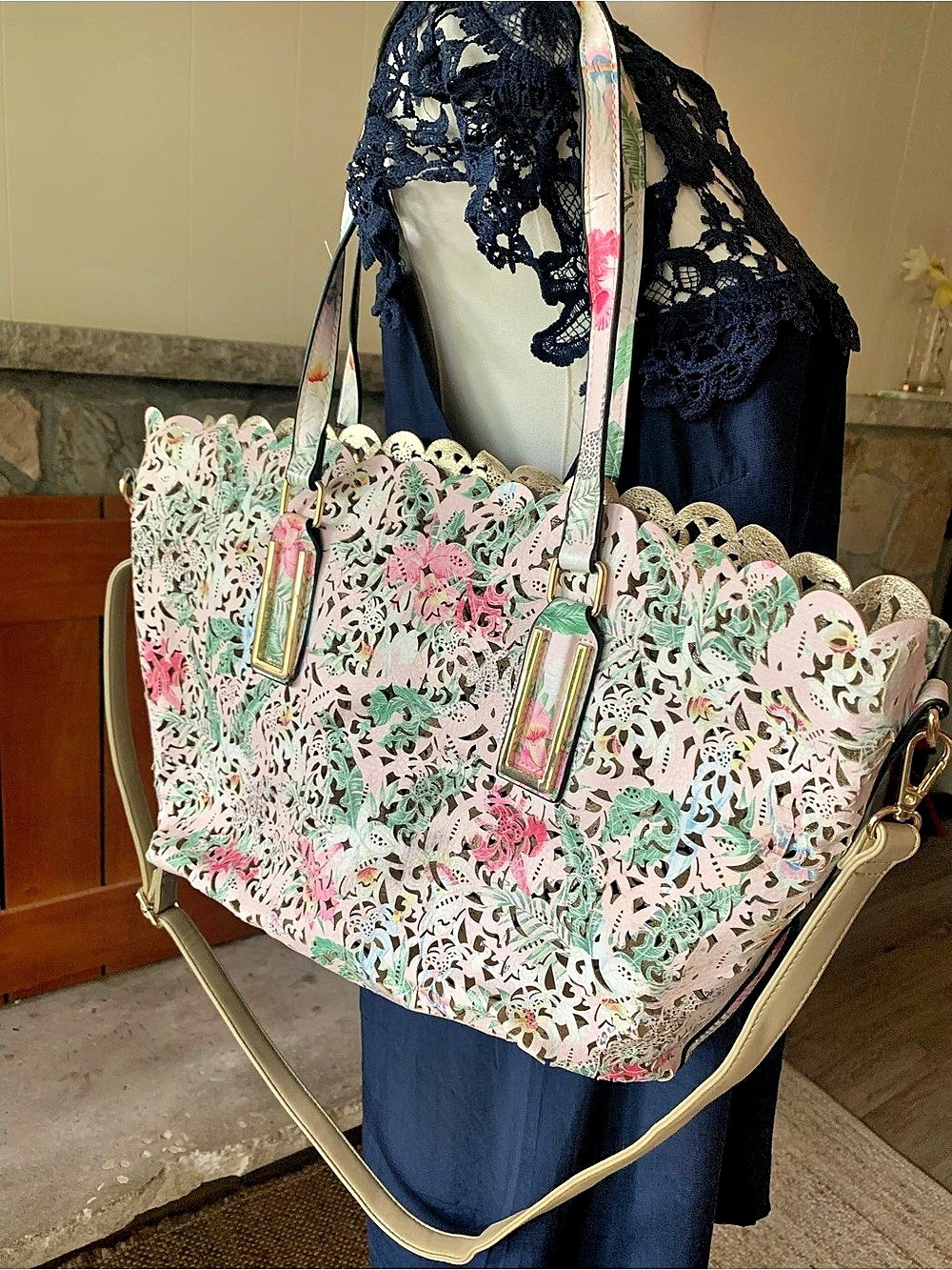Also Floral Scalloped Tote in Pink & Green